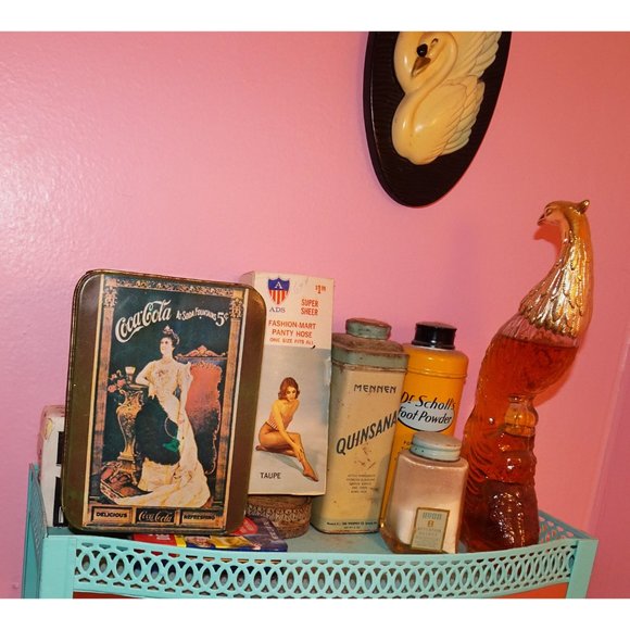 Vintage Coca Cola Queen Mary Tin w/ Note Pad collectible memorabilia stash box - Picture 5 of 11